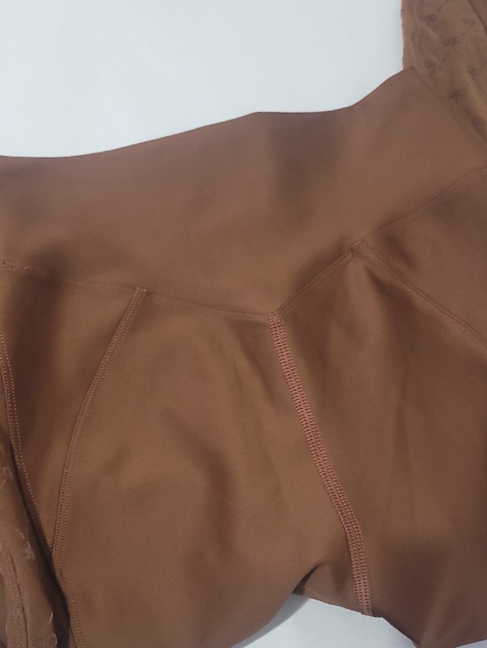 ALO Yoga💎 Brown Mesh-Panel Leggings - Picture 5 of 6